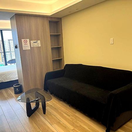 L Condotel Paranaque City 외부 사진