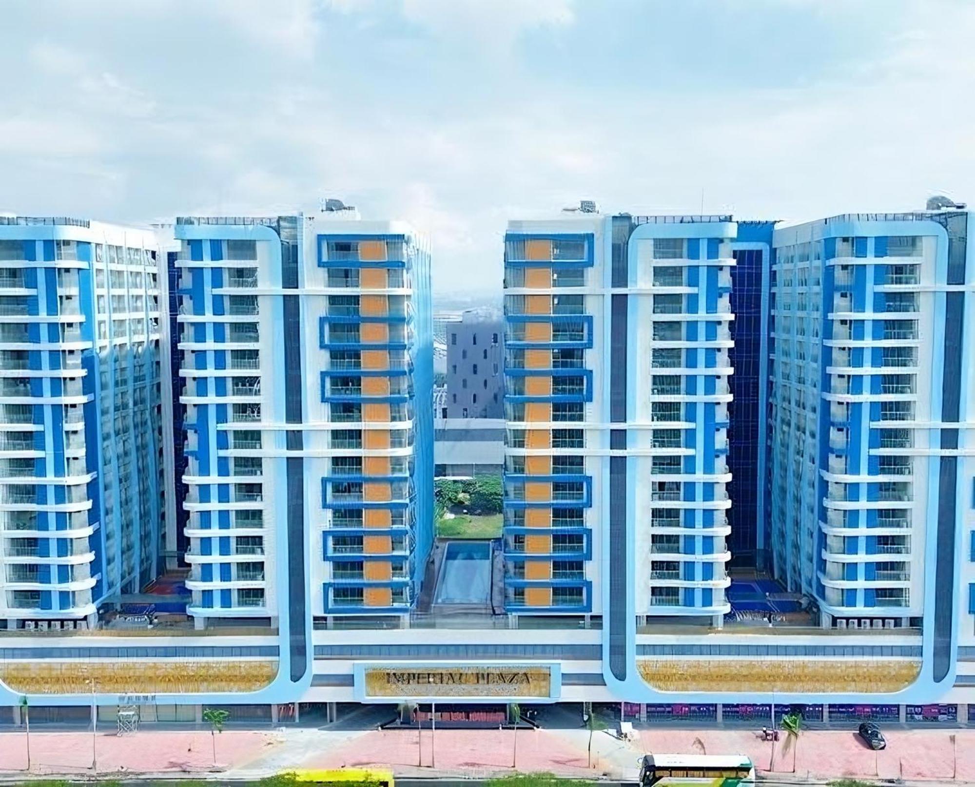 L Condotel Paranaque City 외부 사진