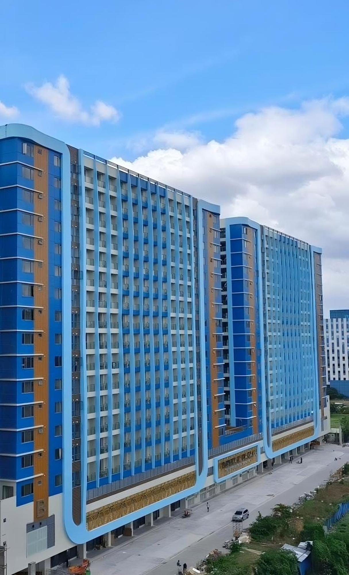 L Condotel Paranaque City 외부 사진