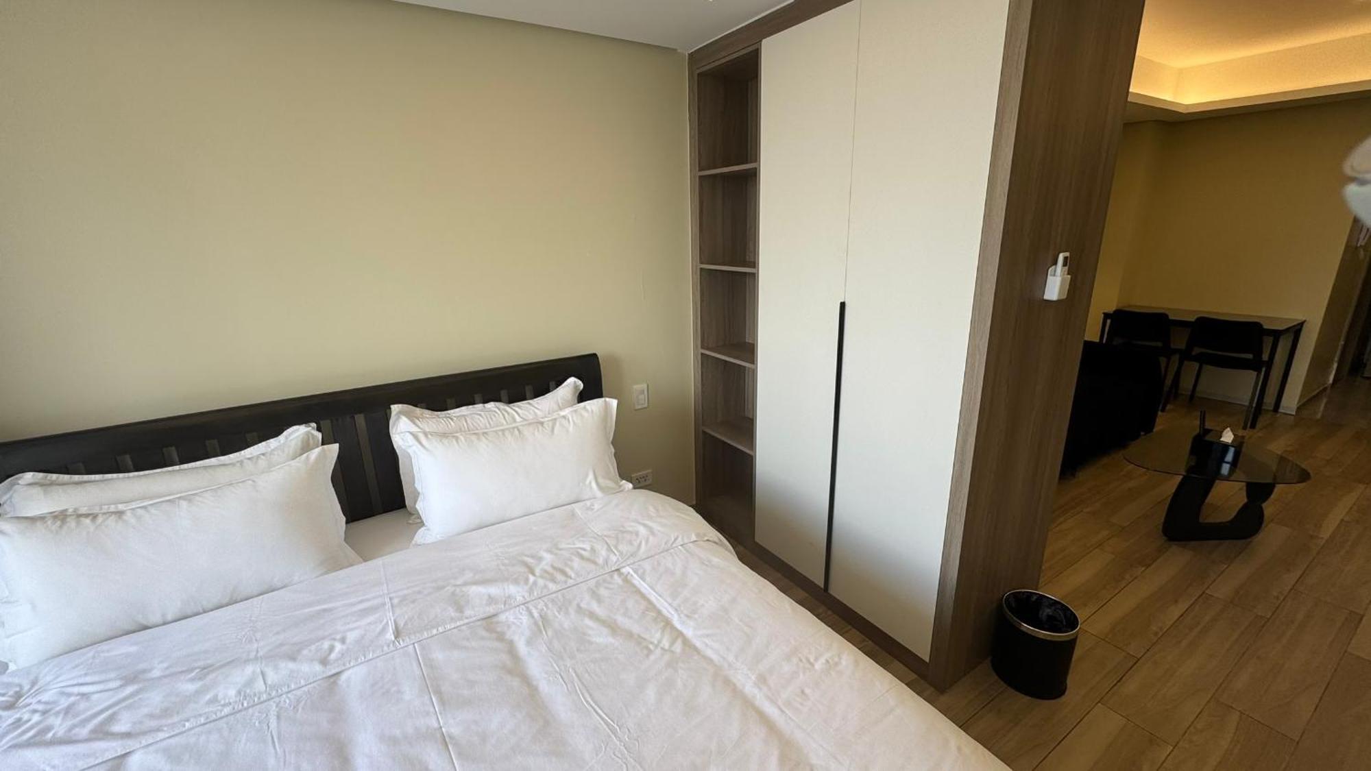 L Condotel Paranaque City 외부 사진