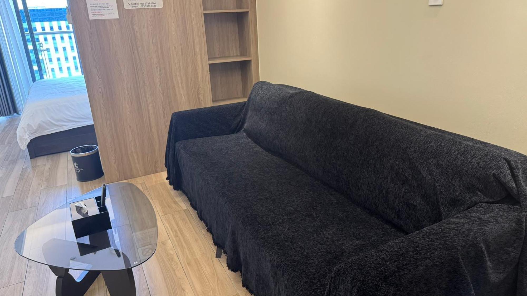 L Condotel Paranaque City 외부 사진