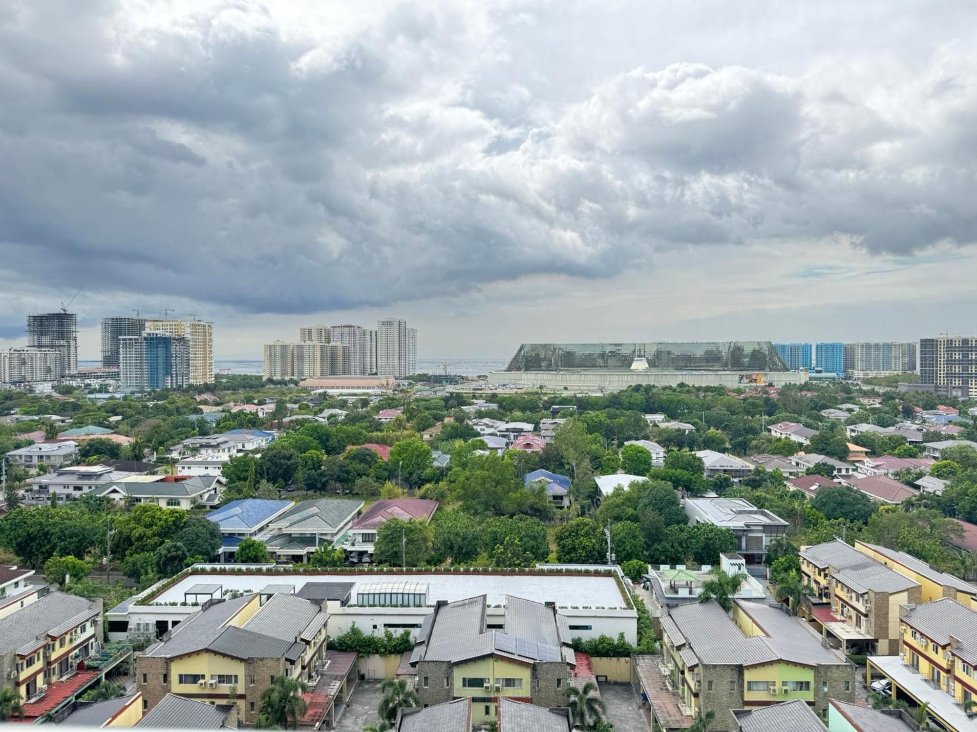 L Condotel Paranaque City 외부 사진
